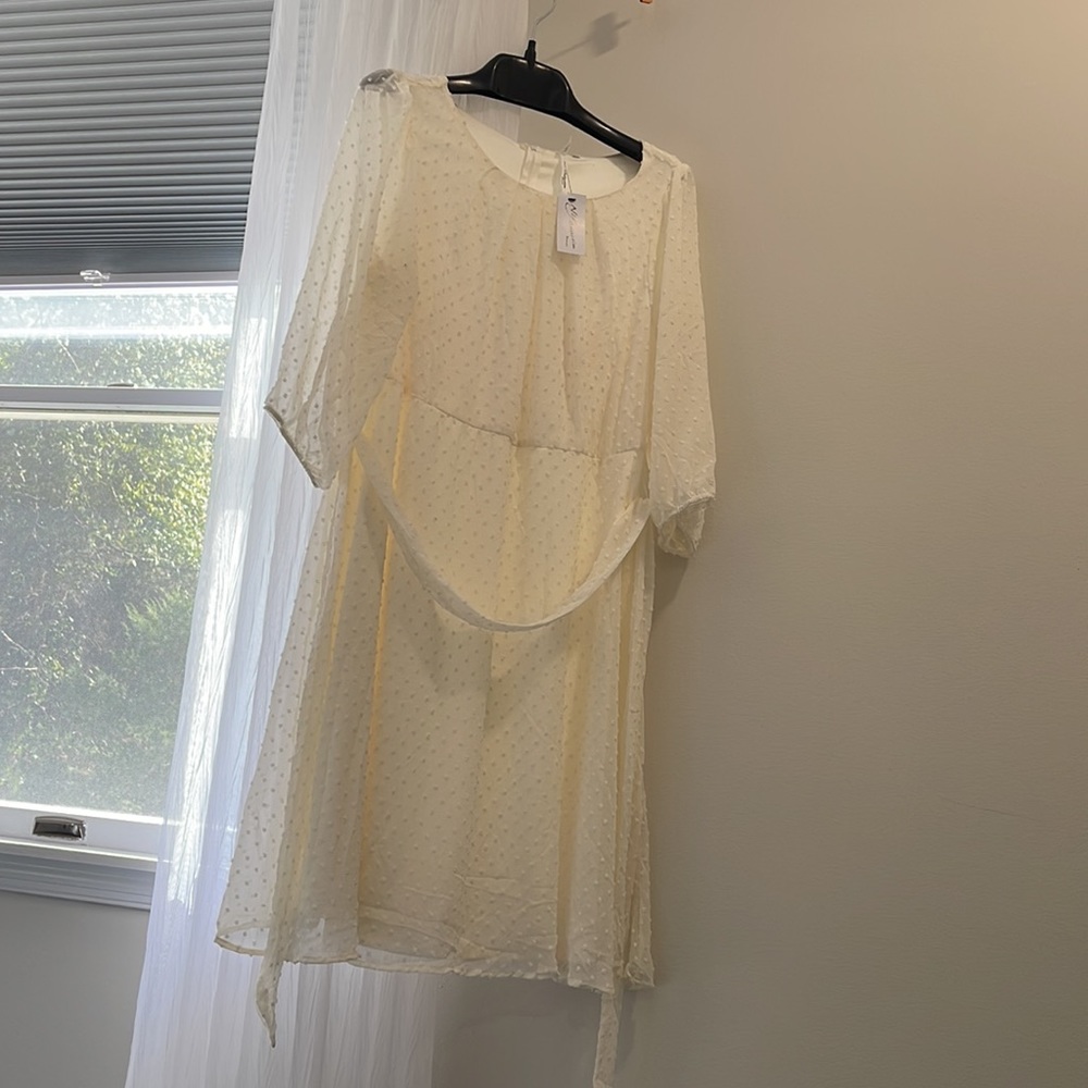 New off white dress plus size long sleeve textured